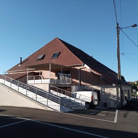 Grand Et Bel Appartement Au Coeur Du Haut-Doubs Orchamps-Vennes Luaran gambar